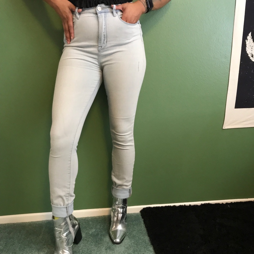 BDG Twig High Rise Jeans